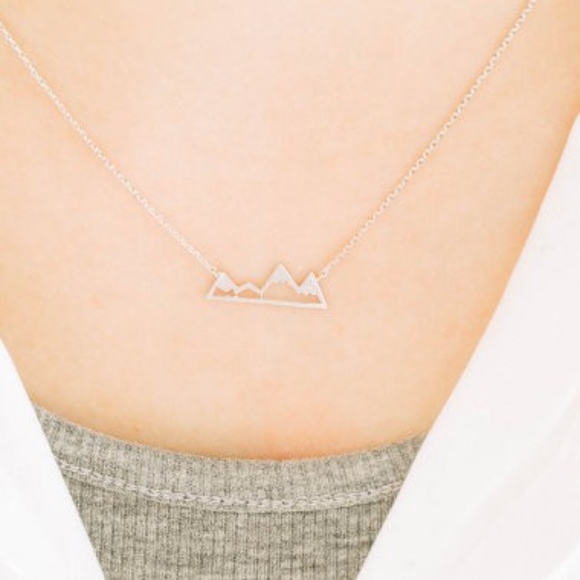 Snow Mountain Necklace Silver Color - Picture 5 of 6